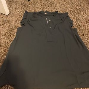 Sleeveless ruffle Henley